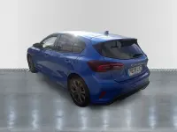 Usado Ford Focus ST-Line 125 CV (91 kW) 2022 Azul desert island (metalizado) Berlina