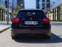 Usado Mercedes A180 AMG line 109 CV (80 kW) 2015 Burdeos Utilitario