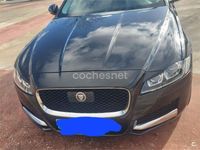 Usado Jaguar XF Prestige 180 CV (132 kW) 2017 Negro Berlina