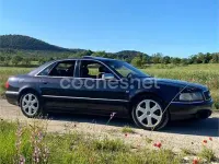 Usado Audi S8 340 CV (250 kW) 2000 Violeta / lila Berlina