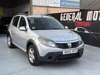 Usado Dacia Sandero Stepway 90 CV (66 kW) 2012 Gris / plata Berlina