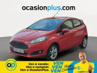 Usado Ford Fiesta Trend 101 CV (74 kW) 2014 Rojo Utilitario