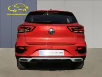 Usado MG ZS Comfort 106 CV (77 kW) 2022 Granate SUV