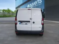 Usado VW Caddy 122 CV (89 kW) 2022 Blanco Monovolumen