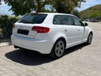 Usado Audi A3 Sportback Attraction 140 CV (102 kW) 2009 Blanco Utilitario