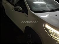 Usado Peugeot 2008 Style 110 CV (80 kW) 2017 Blanco SUV