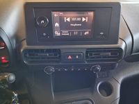 Usado Citroën Berlingo Live 102 CV (75 kW) 2024 Blanco Monovolumen