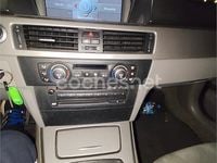 Usado BMW 320 163 CV (119 kW) 2007 Azul Familiar