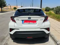 Usado Toyota C-HR Advance 122 CV (89 kW) 2017 Blanco SUV
