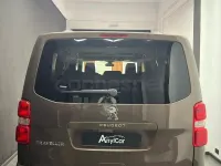 Usado Peugeot Traveller Business-Line 120 CV (88 kW) 2019 Marrón Monovolumen