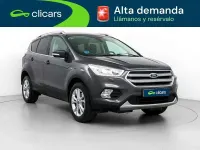Usado Ford Kuga Titanium 150 CV (110 kW) 2018 Gris SUV