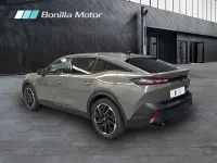 Usado Peugeot 408 Allure 180 CV (132 kW) 2025 Gris / plata SUV