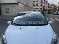 Usado Ford Fiesta Trend 75 CV (55 kW) 2015 Blanco Utilitario