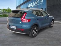 Begagnad Volvo XC40 Core 211 HK (155 kW) 2022 Blå SUV