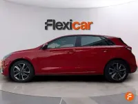 Usado Hyundai i30 110 CV (80 kW) 2022 Rojo Utilitario