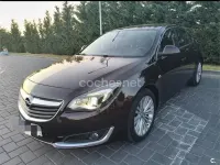 Usado Opel Insignia Selective 140 CV (102 kW) 2016 Granate Berlina