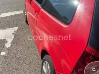 Usado VW Polo Edition 80 CV (58 kW) 2007 Rojo Utilitario
