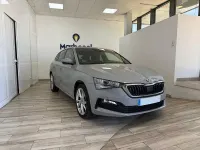 Usado Skoda Scala Style 110 CV (80 kW) 2023 Gris / plata Utilitario