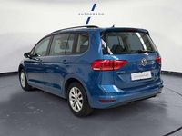 Usado VW Touran Business 116 CV (85 kW) 2017 Azul Monovolumen