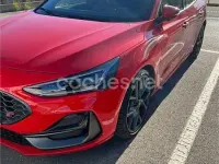 Usado Ford Focus ST 280 CV (205 kW) 2024 Rojo Berlina