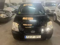 Usado Kia Picanto EX 65 CV (47 kW) 2005 Negro Utilitario