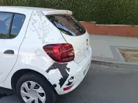 Usado Dacia Sandero Ambiance 75 CV (55 kW) 2018 Blanco Berlina