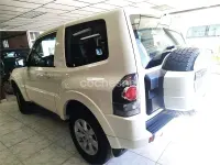 Usado Mitsubishi Montero Motion 200 CV (147 kW) 2014 Beige SUV