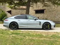 Usado Porsche Panamera 4 Edition 462 CV (339 kW) 2020 Gris / plata Berlina