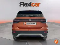 Usado VW T-Cross Advance 110 CV (80 kW) 2023 Naranja SUV