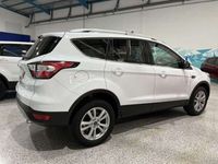 Usado Ford Kuga Trend+ 120 CV (88 kW) 2019 Blanco SUV