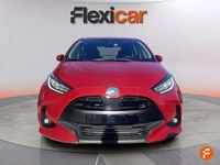 Usado Toyota Yaris Hybrid Active 116 CV (85 kW) 2023 Rojo Utilitario