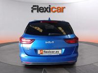 Używany Kia Ceed 120 KM (88 kW) 2022 Niebieski Hatchback