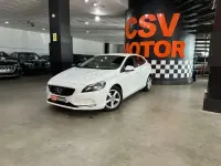 Usado Volvo V40 115 CV (84 kW) 2014 Blanco Familiar
