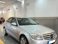 Usado Mercedes C220 Avantgarde 150 CV (110 kW) 2008 Blanco Berlina
