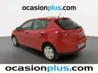 Usado Seat Ibiza Reference 86 CV (63 kW) 2012 Rojo Utilitario