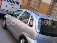 Usado Opel Corsa Cosmo 80 CV (58 kW) 2005 Gris / plata Utilitario