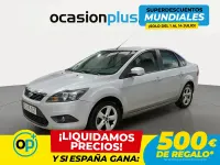 Usado Ford Focus Trend 90 CV (66 kW) 2010 Gris Berlina