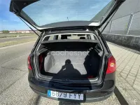 Usado VW Golf VI Highline 140 CV (102 kW) 2008 Negro Utilitario