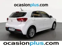Usado Kia Rio 84 CV (61 kW) 2022 Blanco Utilitario