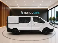 Usado Renault Trafic 110 CV (80 kW) 2023 Blanco Monovolumen
