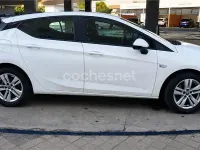 Usado Opel Astra Business 110 CV (80 kW) 2017 Blanco Berlina