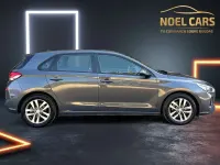 Usado Hyundai i30 120 CV (88 kW) 2017 Gris Utilitario