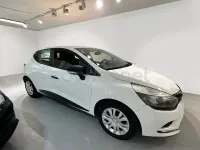 Usado Renault Clio IV Business 90 CV (66 kW) 2017 Blanco Berlina