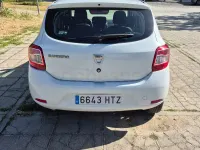 Usado Dacia Sandero Ambiance 75 CV (55 kW) 2014 Blanco Berlina