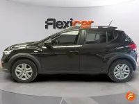 Usado Dacia Sandero Comfort 101 CV (74 kW) 2022 Negro
