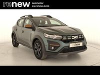 Usado Dacia Sandero Extreme 100 CV (73 kW) 2025 Verde Berlina