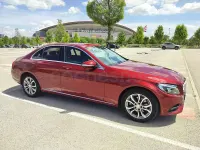 Usado Mercedes C220 Avantgarde 170 CV (125 kW) 2014 Granate Berlina