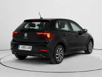 Usado VW Polo Life 95 CV (69 kW) 2022 Negro Utilitario