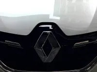 Usado Renault Captur Techno 145 CV (106 kW) 2023 Blanco techo negro SUV