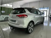 Usado Renault Scénic IV Zen 110 CV (80 kW) 2019 Gris / plata Monovolumen